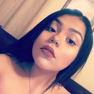 Meet your Posher, Daniela